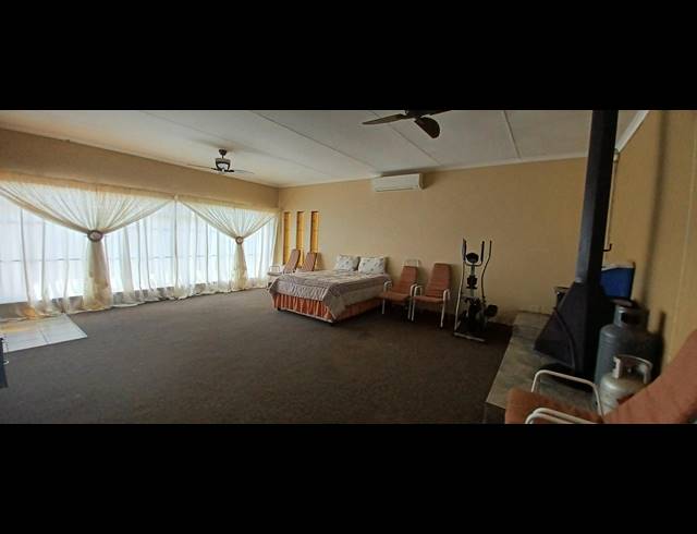 5 BEDROOM FREEHOLD FOR SALE IN DAL FOUCHE